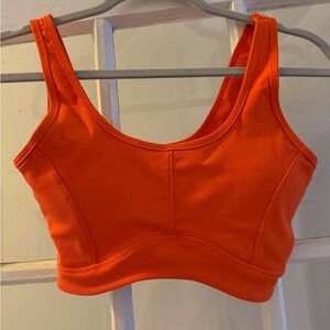 Wilo the Label 
Ribbed sports bra